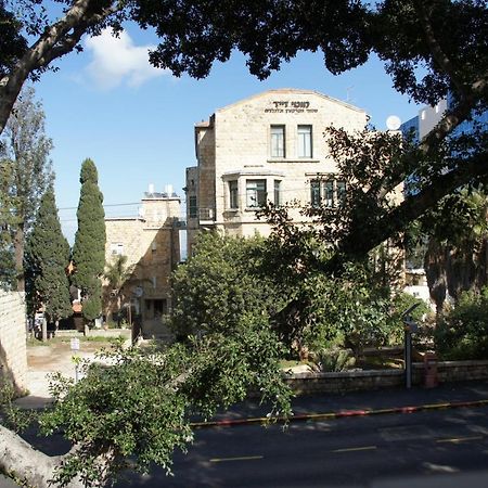 City Hall Hostel Хайфа Экстерьер фото